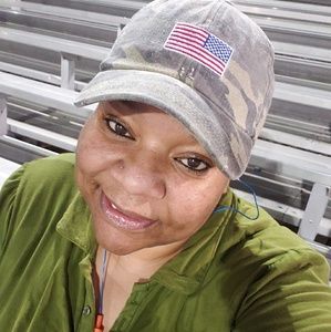 Meet your Posher, Monae